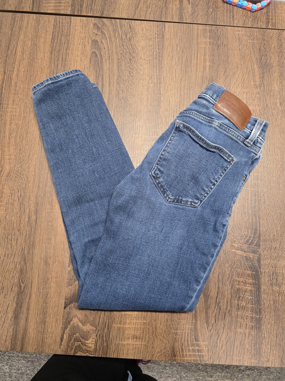 Lucky Brand Lucky You Skinny Jeans Women's Size 27/4 Medium Wash Stretch Denim